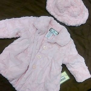 Faux Fur coat w/ hat